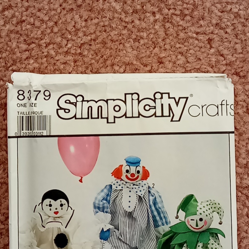 NWT Simplicity Crafts Clown Doll Pattern - Picture 4 of 5